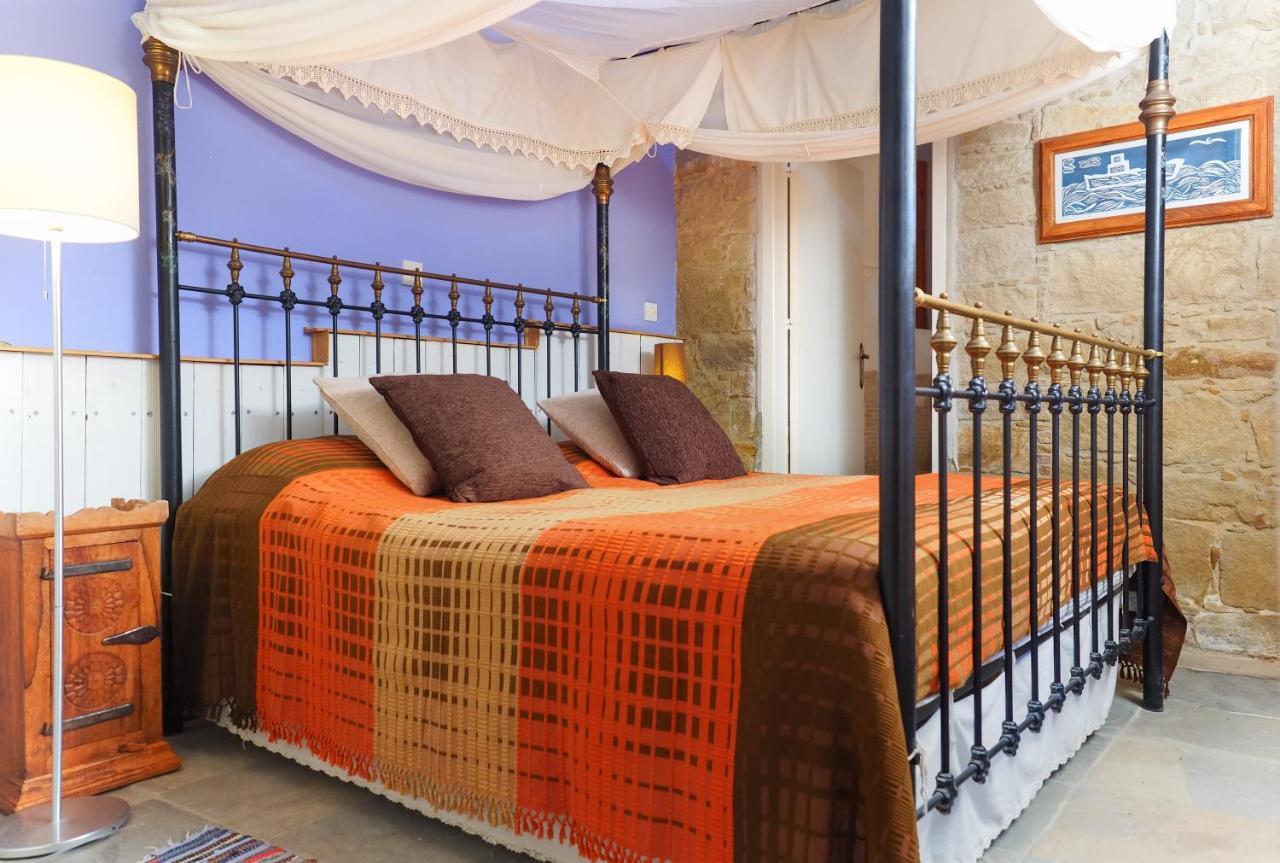 Zoes Traditional Apartments, Bed & Breakfast Larnaca Buitenkant foto